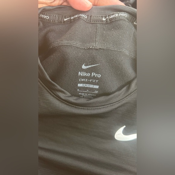 Nike Pro Dri-Fit (Slim Fit) Top:EUC - Picture 6 of 8